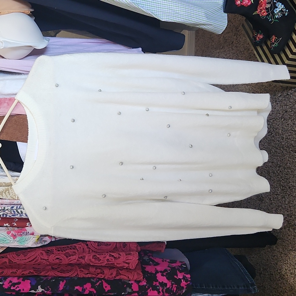 Savior white silver accent sweater